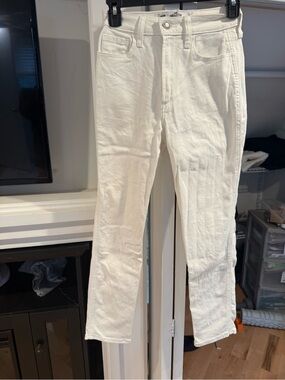 White High-Rise Straight Jeans